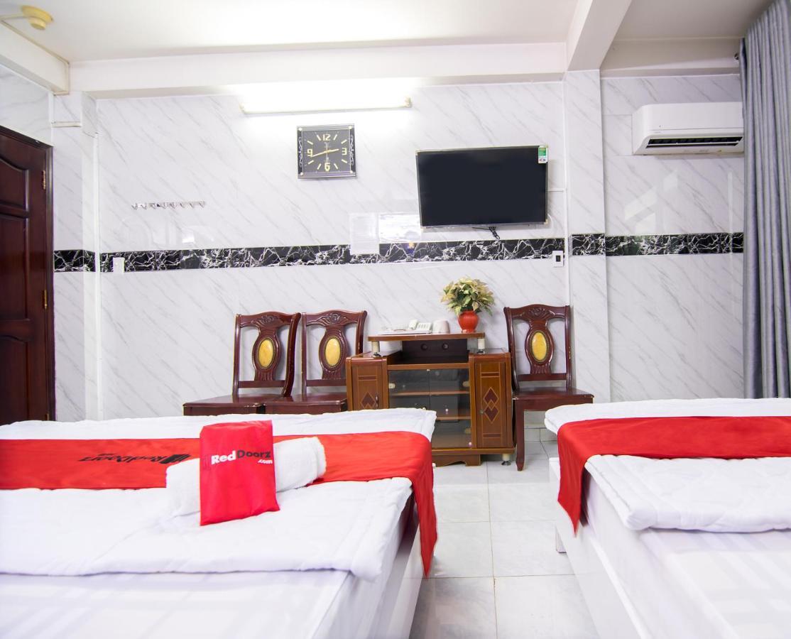 Reddoorz Plus Near Ben Thanh Market Cidade de Ho Chi Minh Exterior foto